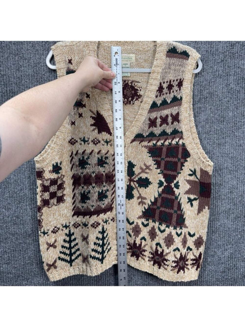 Vintage St Johns Bay Knit Sweater Vest Womens 1X Tan Burgundy Button V-Neck Tree - Picture 5 of 7